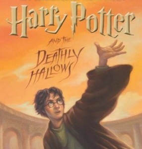 Cover Illustration of Harry Potter and the Deathly Hallows